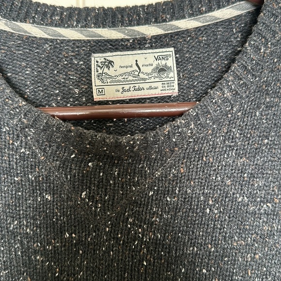 VANS Sweater - Picture 2 of 4